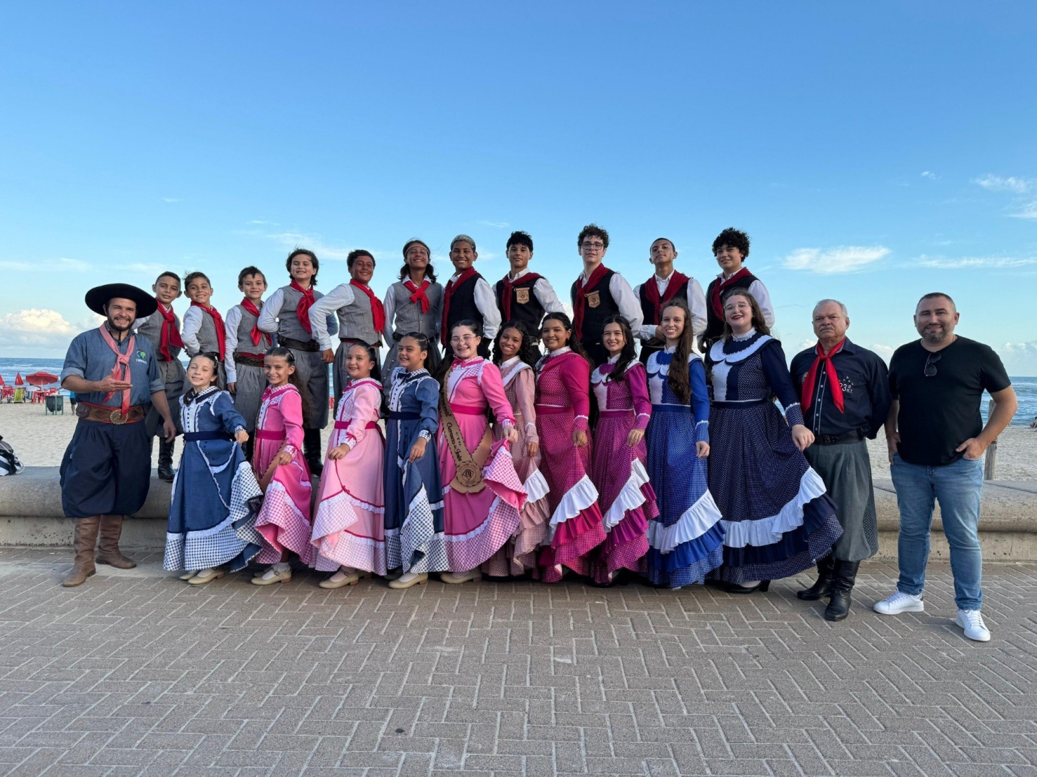 Festival Verão Gaúcho leva a cultura tradicionalista para a beira-mar em Imbé; veja as atrações