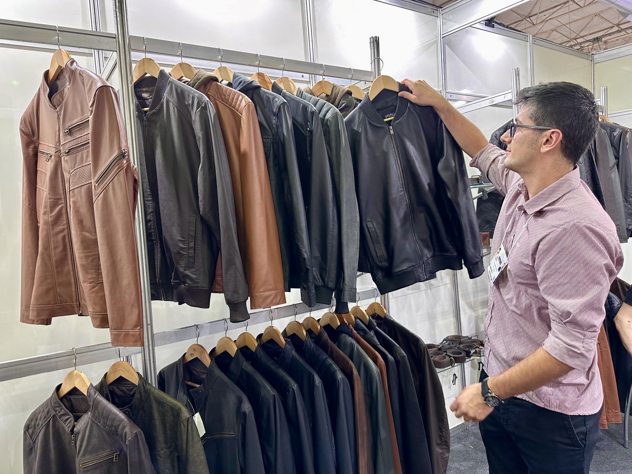 Moda para o outono e inverno de 2025 promete também aquecer a economia do País