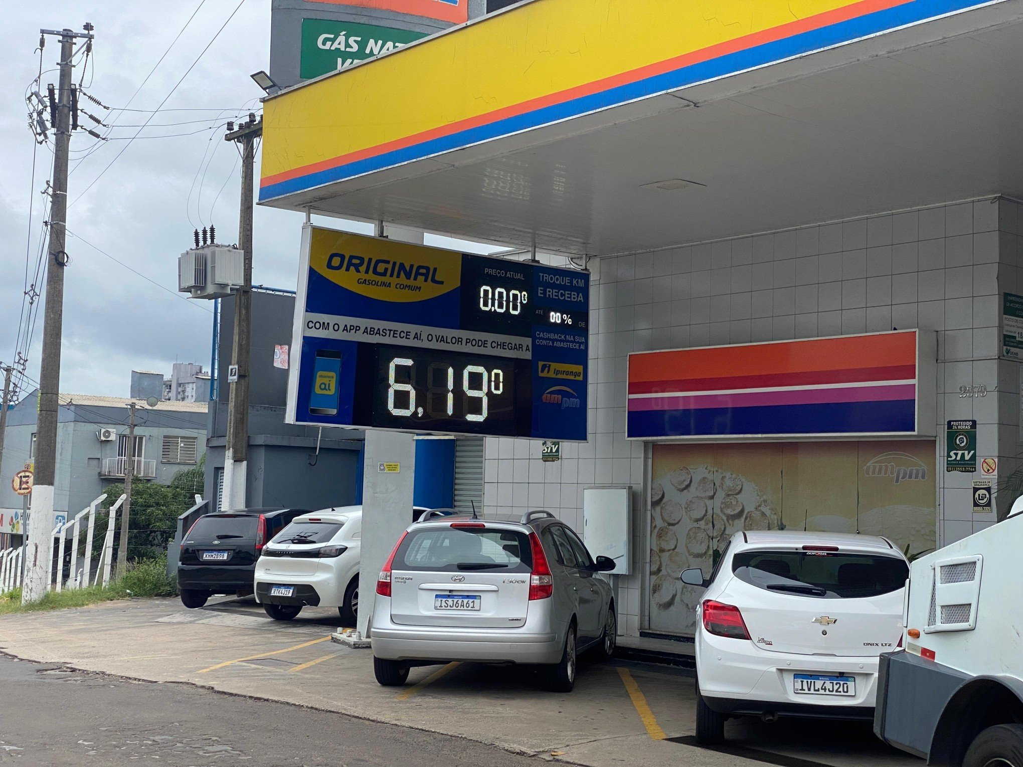 Gasolina acima dos R$ 6 surpreende motoristas no Vale do Sinos