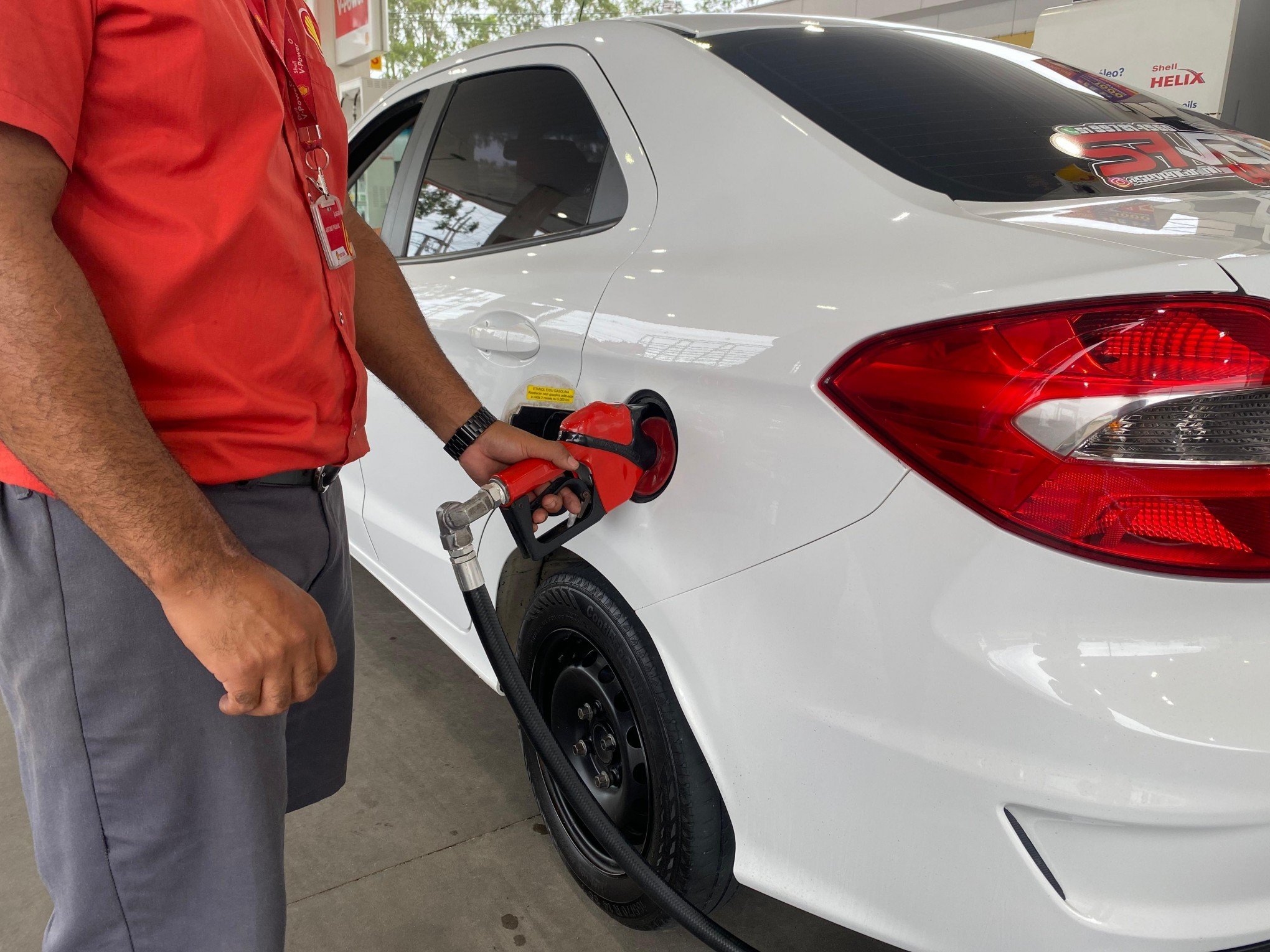 Em comparação com gasolina, álcool já vale mais a pena em alguns locais; saiba onde