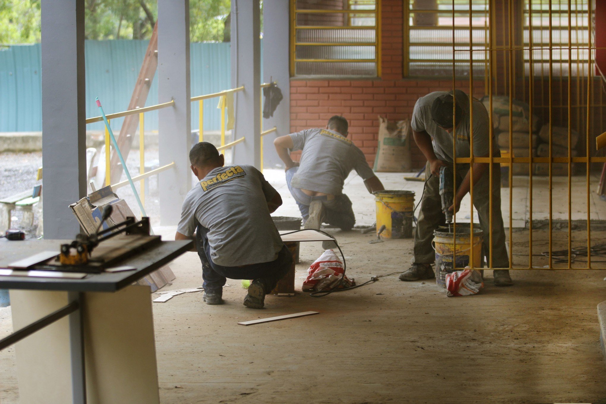 Escolas municipais passam por reforma para o início do ano letivo em Canoas