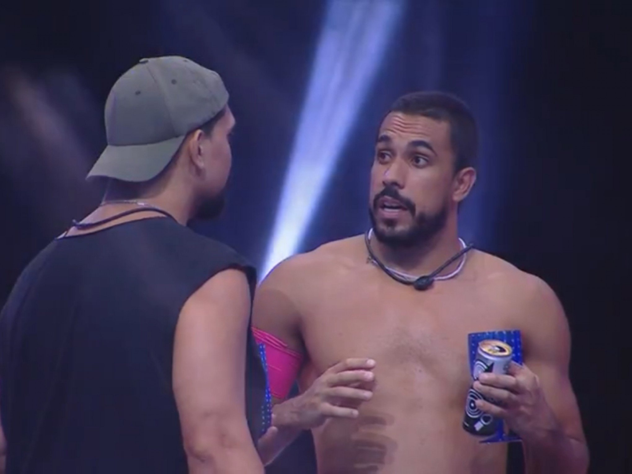 BBB: "Não é o Big Pobre Brasil", diz brother ao criticar adversário