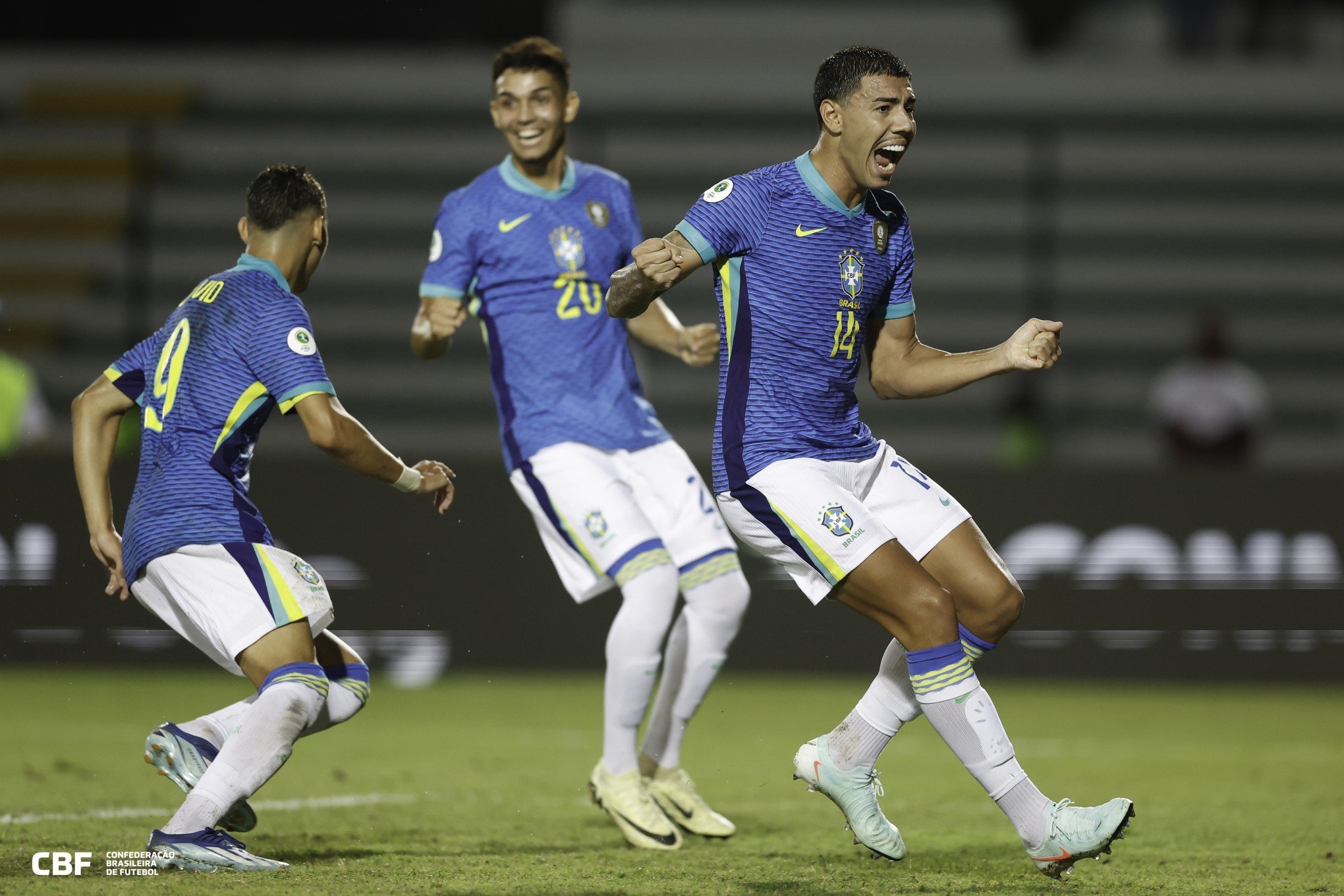 Brasil brilha pelo alto, supera Equador e avança ao hexagonal do Sul-Americano Sub-20