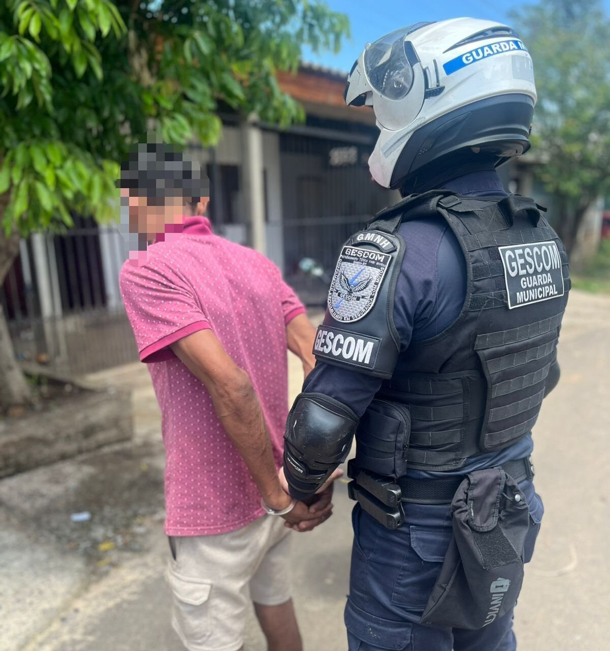 Foragidos são presos durante abordagens em Novo Hamburgo