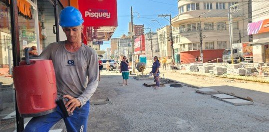 Calorão: muita água e sombra para ajudar os leopoldenses a aguentar as altas temperaturas