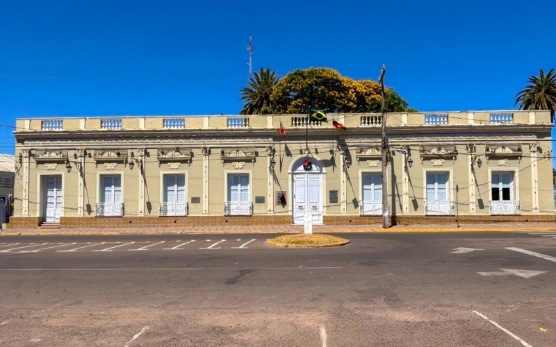 Quaraí registrou 43,8ºC nesta terça-feira (4), segundo o Inmet | abc+