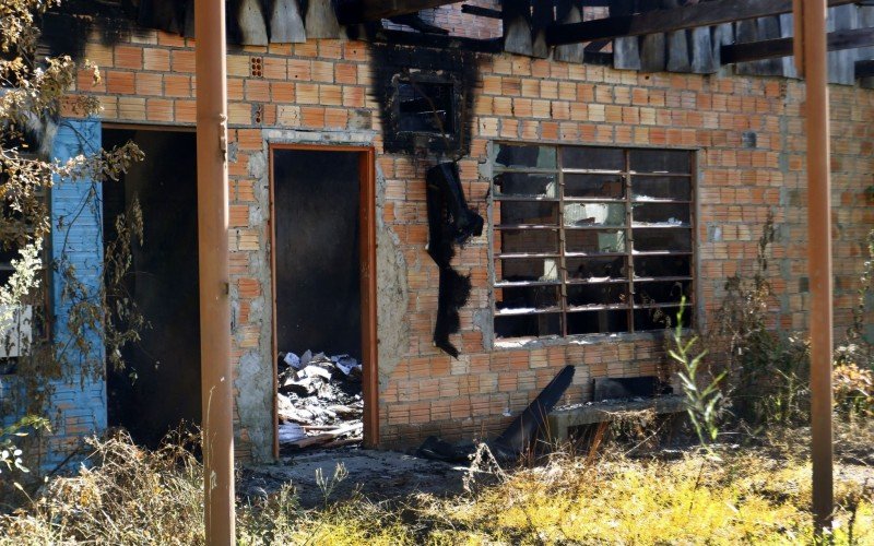 Fogo consumiu documentos e imagens de orixás