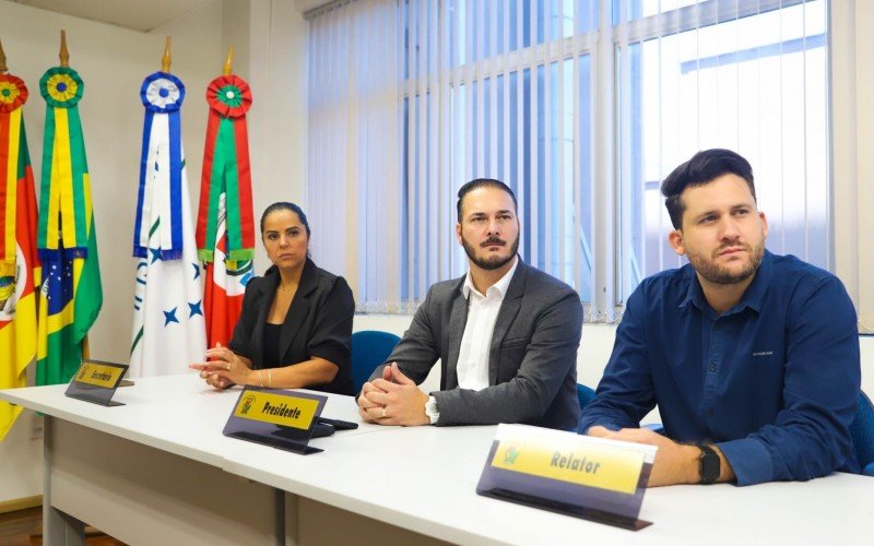 Vereador do PL (centro) vai compor grupo de trabalho com Eliton Ávila (Podemos), na relatoria e Deza Guerreiro (PP) na secretaria da Comissão | abc+
