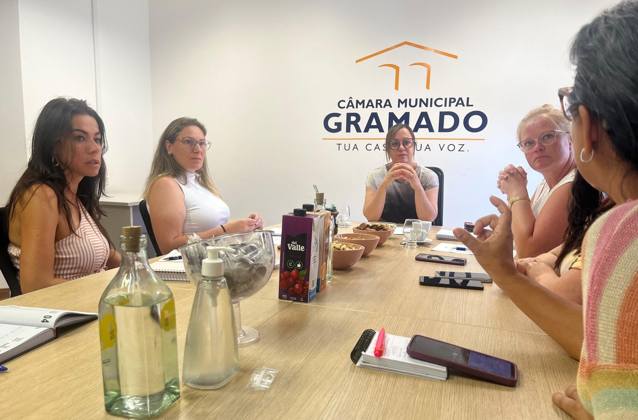 Gramado poderá ter Bancada Feminina e Pluripartidária na Câmara de Vereadores; entenda proposta