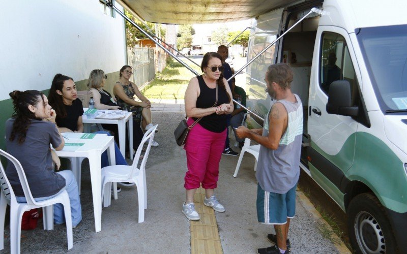 Cras auxilia no CadÚnico e na prestação de informações sobre benefícios e serviços sociais para a população