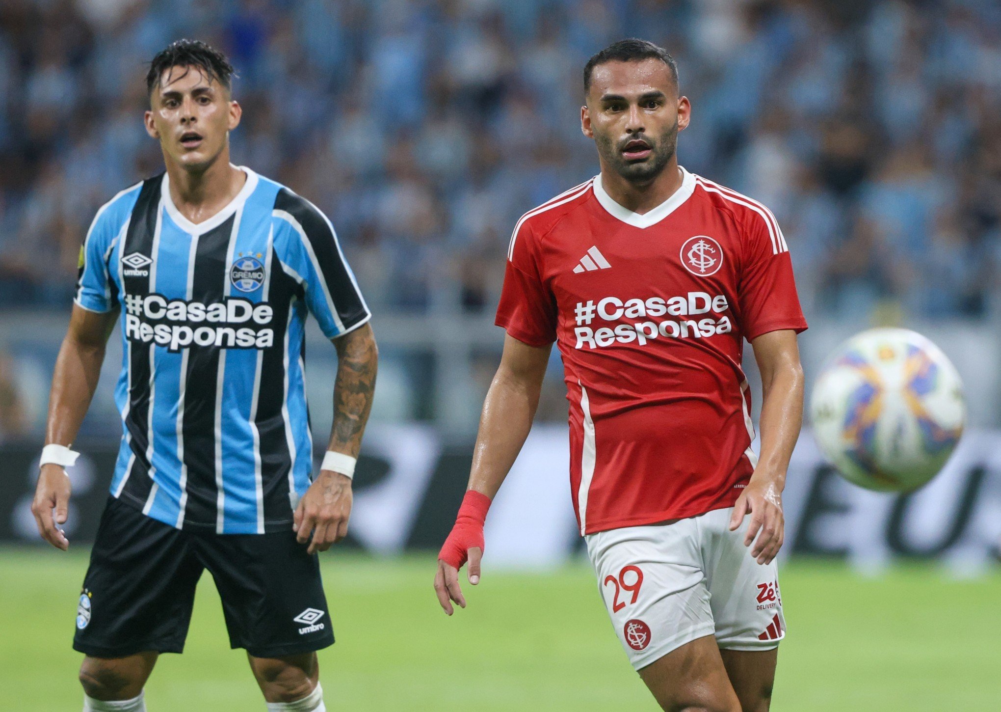 Com gols no 2º tempo, Gre-Nal 444 termina empatado na Arena