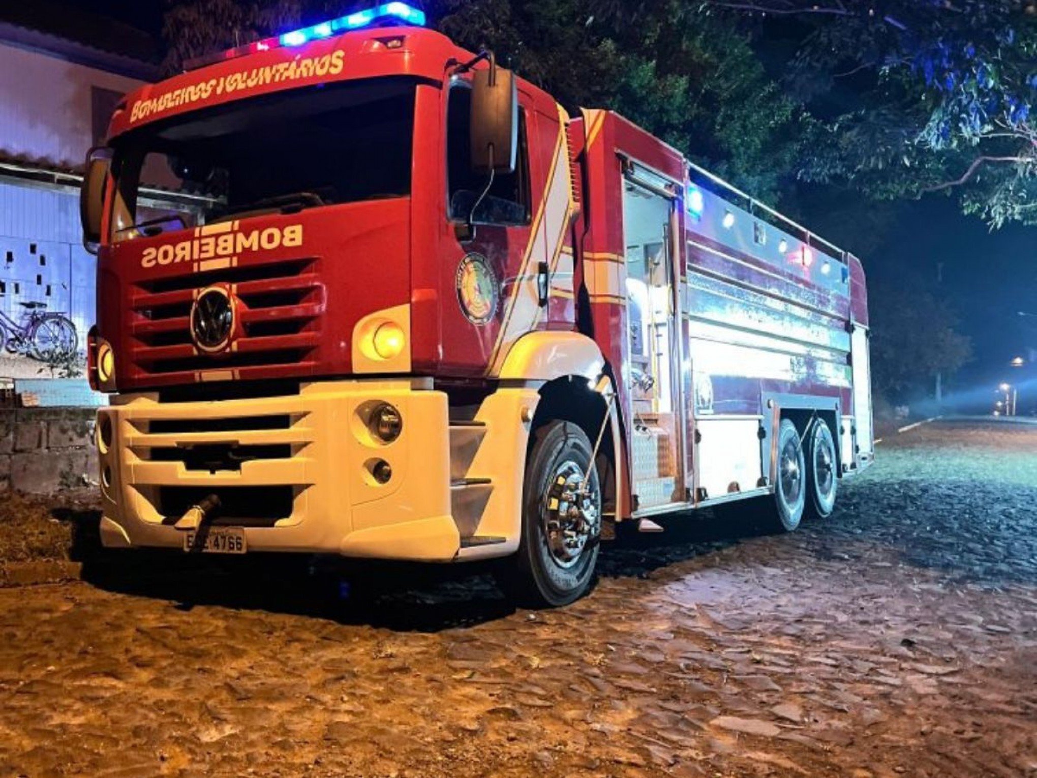 Incêndio de grandes proporções é controlado após assustar moradores no Vale do Paranhana