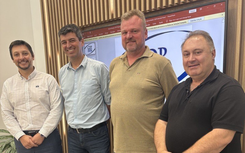 Prefeito de Picada Café, Daniel Rückert, assume presidência da Amserra