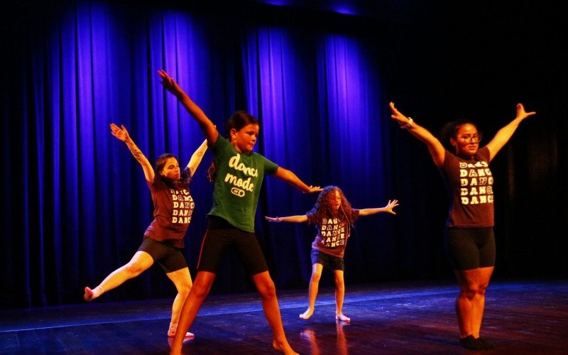 Aulas de dança gratuitas no Canoas In Dance seguem até amanhã (11) no Teatro do Sesc Canoas | abc+