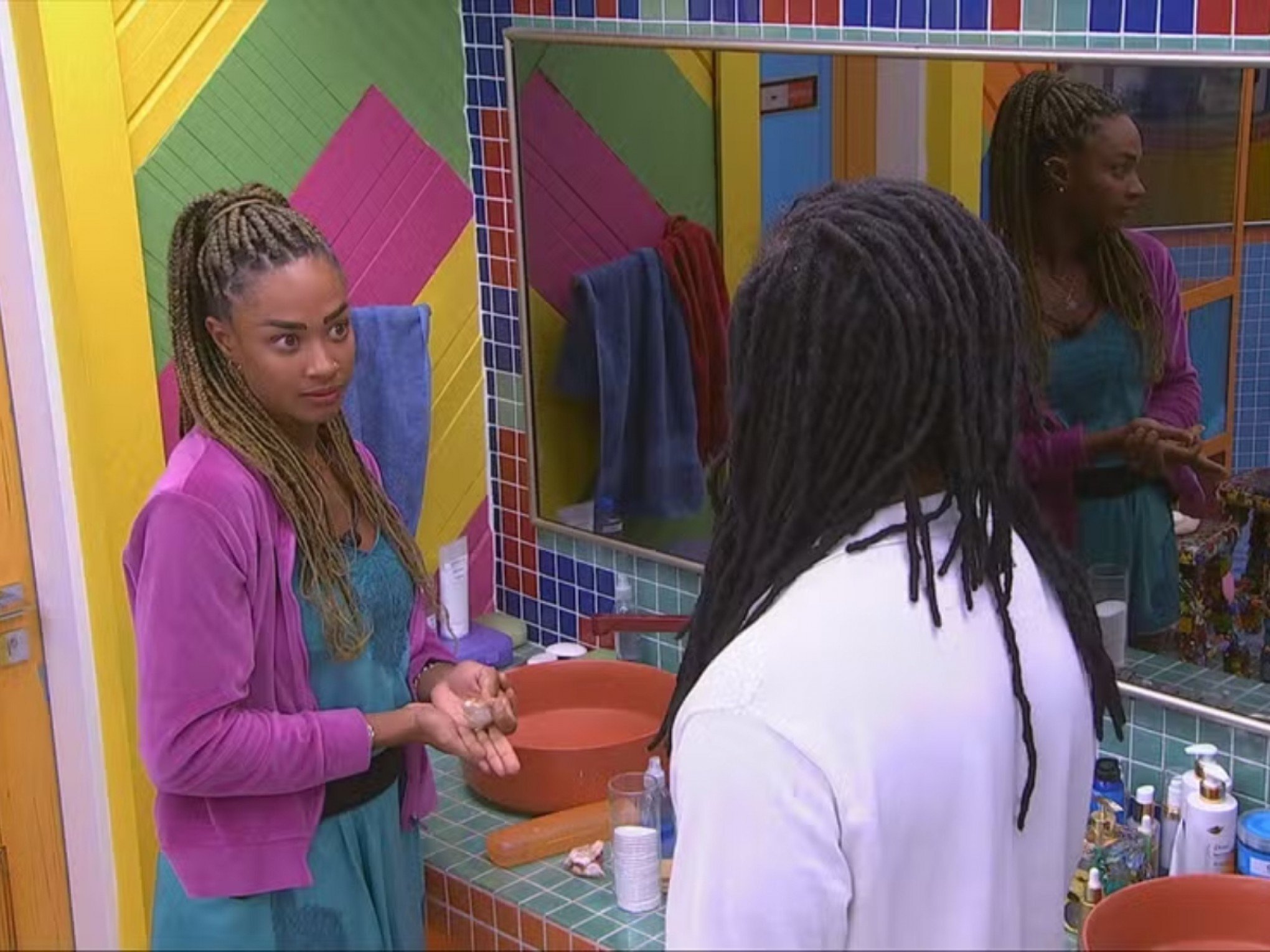 BBB: Vão voltar? Aline fala sobre relacionamento com Diogo Almeida