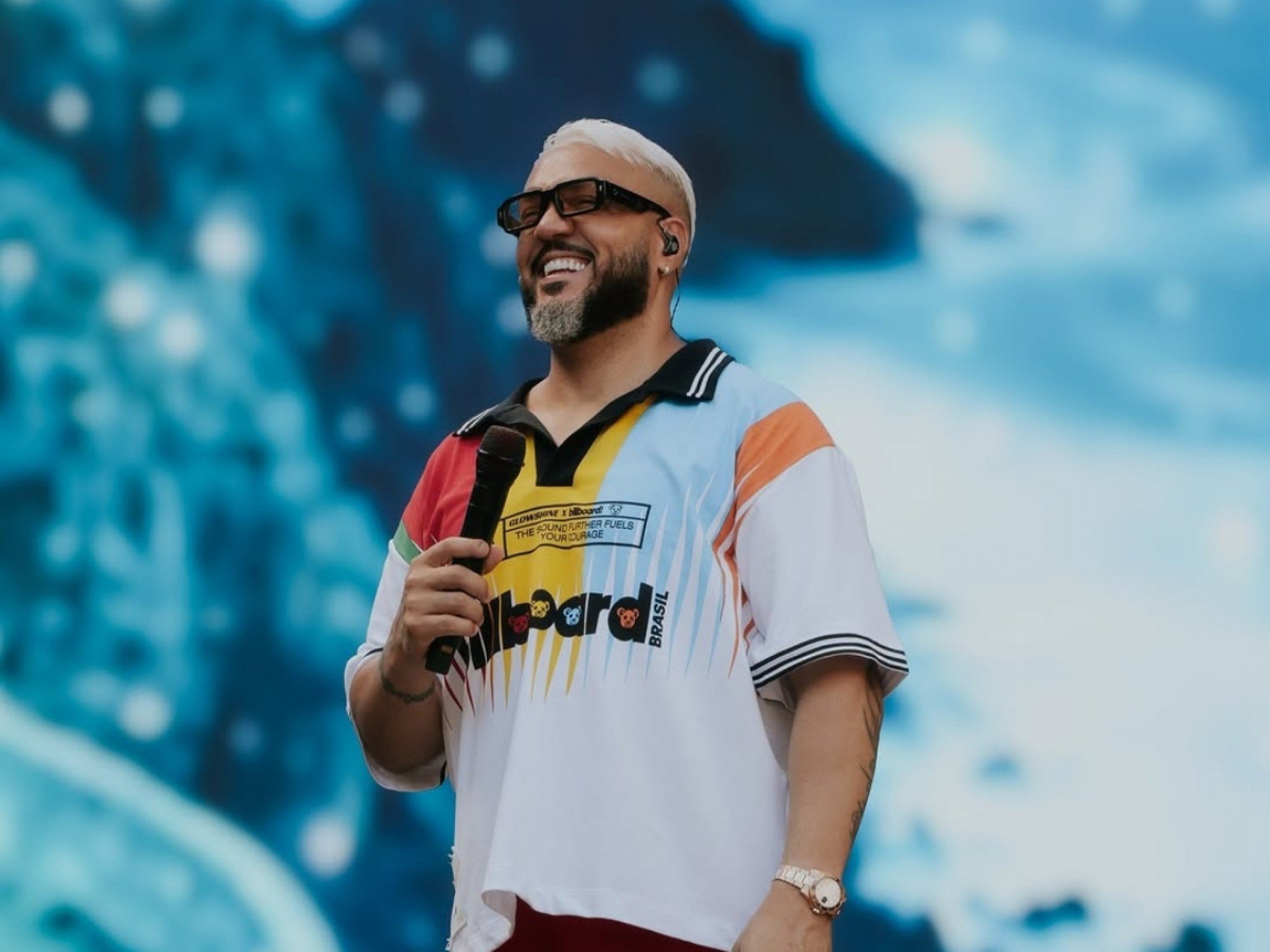 BBB:  "Família é para sempre", diz Belo em homenagem a ex-sister; veja vídeo