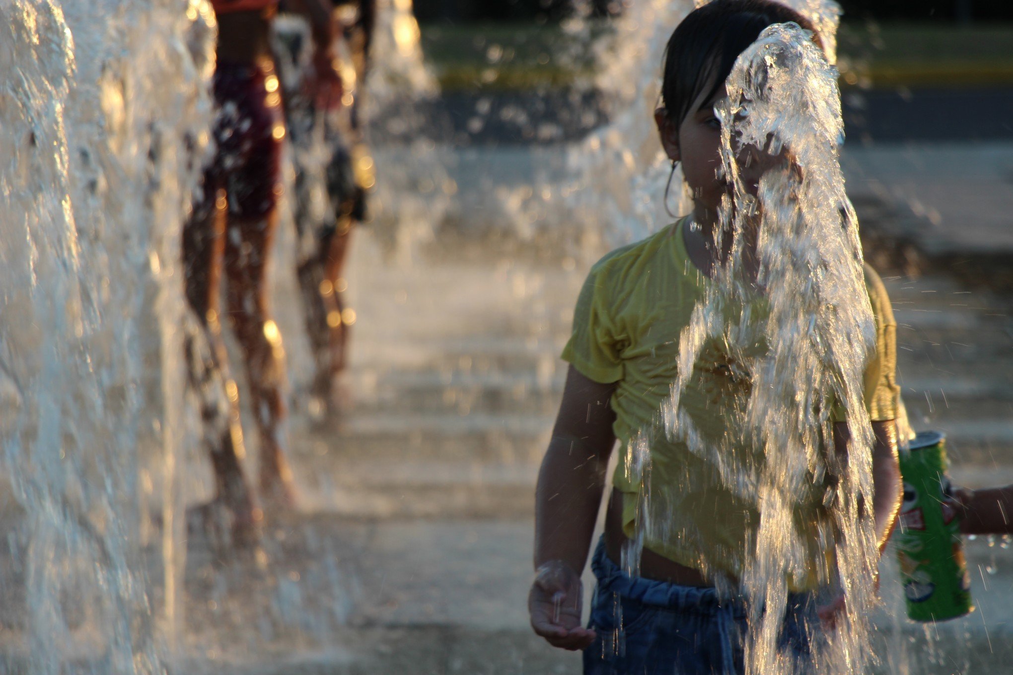 Trégua acabou! Nova onda de calor com máximas de 40°C será prolongada e traz risco de tempestade e fenômenos severos isolados