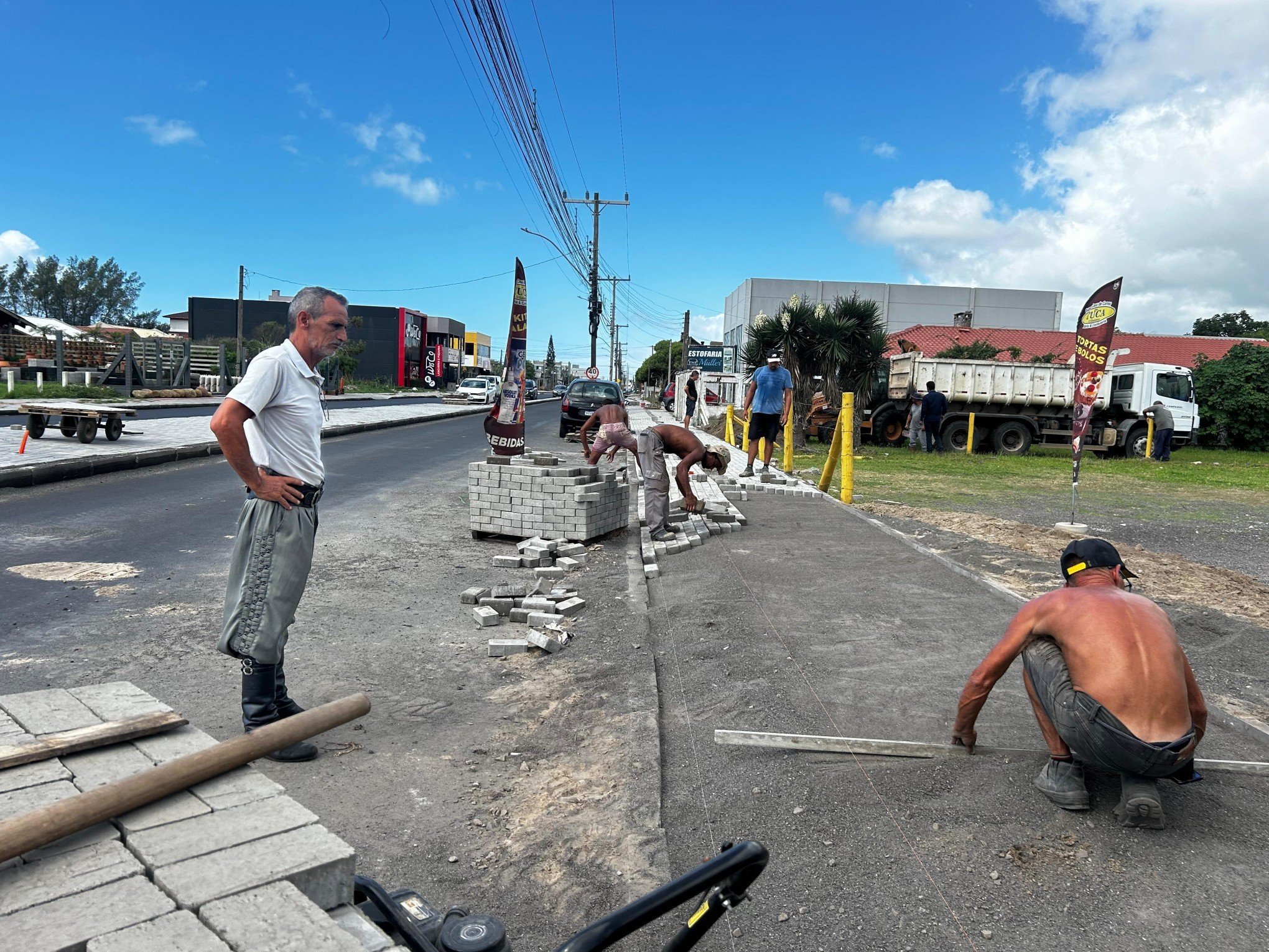 Obras no primeiro trecho de importante avenida do Litoral Norte devem ser entregues em março