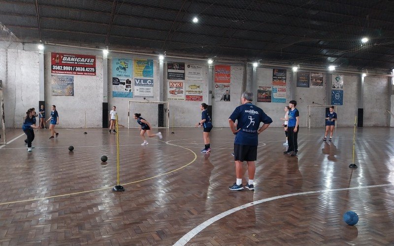 Projeto social da Liga Hamburguense de Handebol  | abc+