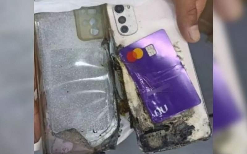 Celular explodiu no bolso de calça de jovem | abc+