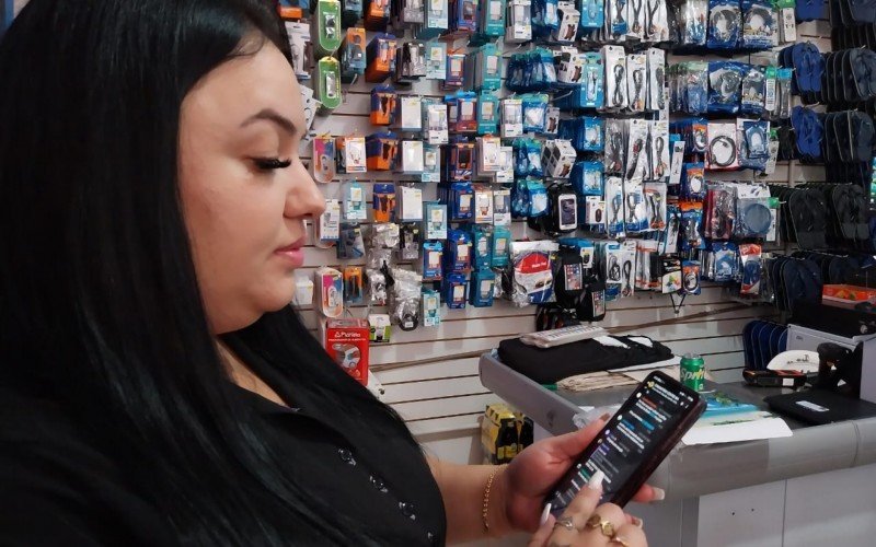 Lojistas possuem grupo no WhatsApp de policiamento comunitário | abc+