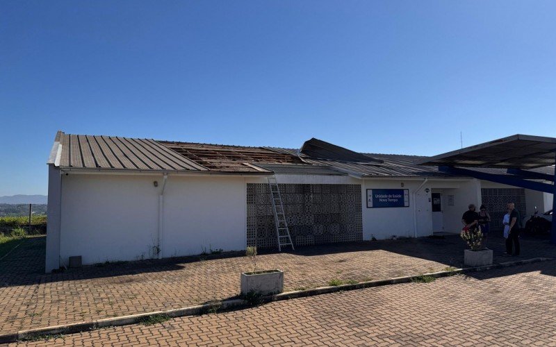 Vendaval destelha Unidade Básica de Saúde do bairro Santo Antônio, em Lajeado