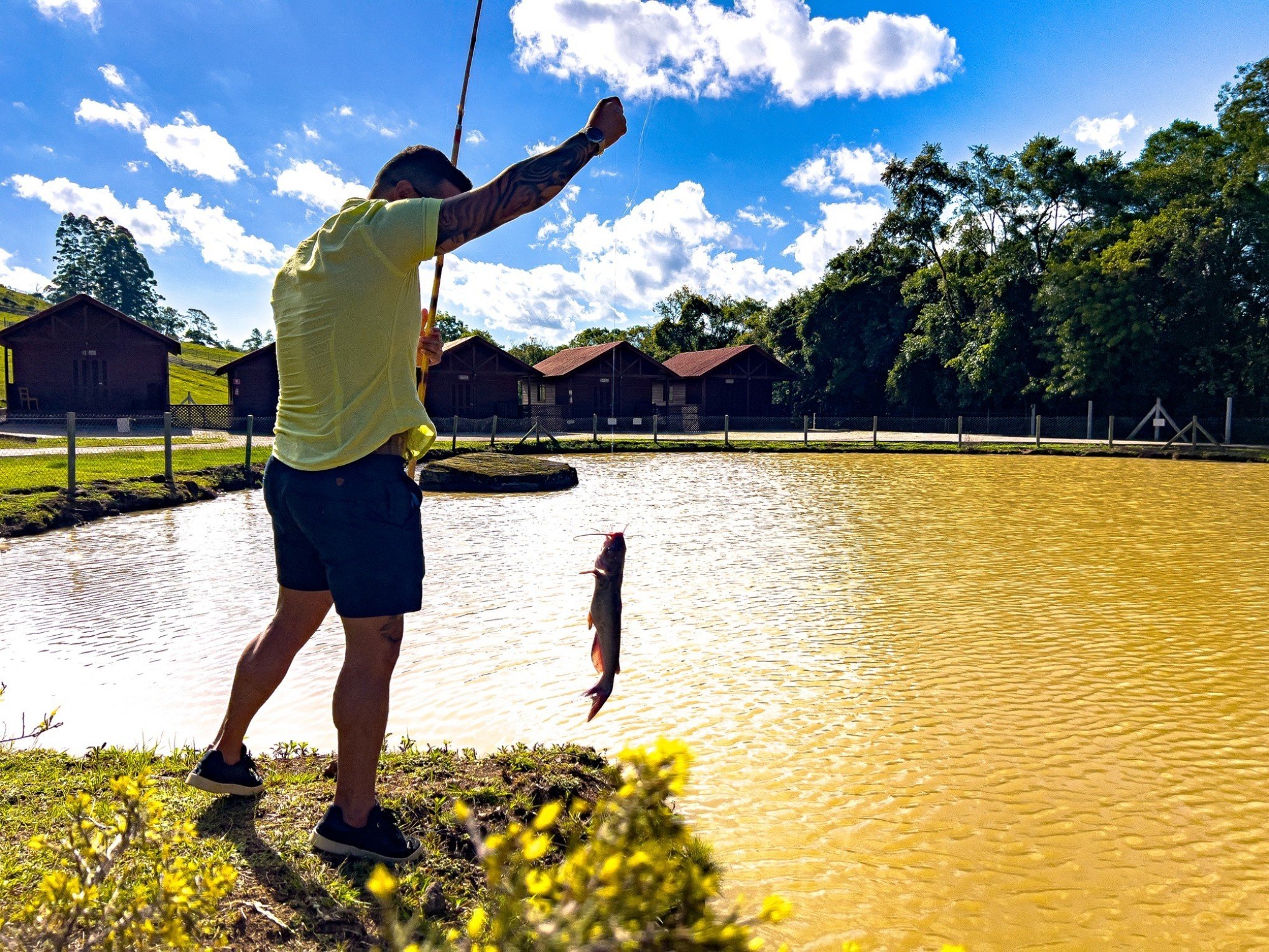 Empreendimento de 20 mil metros quadrados no interior de Gramado inaugura com pesca esportiva e cabanas