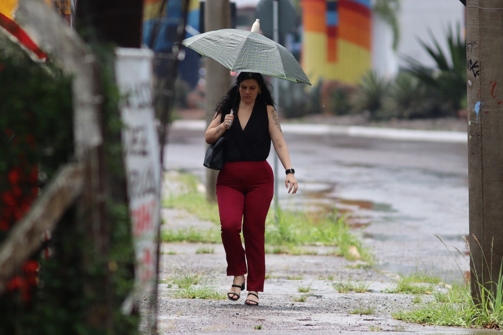 PREVISÃO DO TEMPO: Veranico de maio e episódio de chuva volumosa vão marcar a semana no RS; saiba como será cada dia
