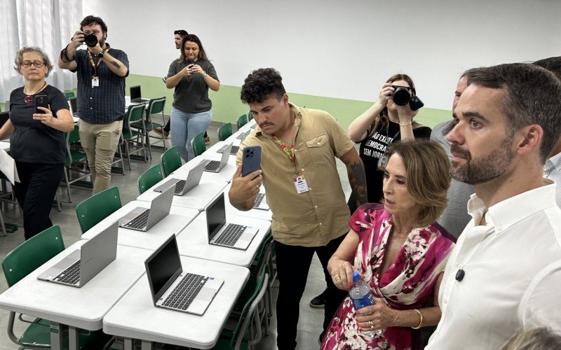 Governador e secretária Raquel Teixeira conheceram novas instalações do Instituto Estadual de Educação Paulo Freire