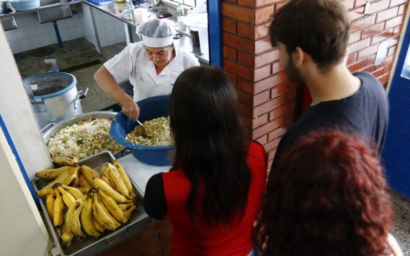 Cada instituição tem a sua cozinha e os horários do intervalo são diferentes