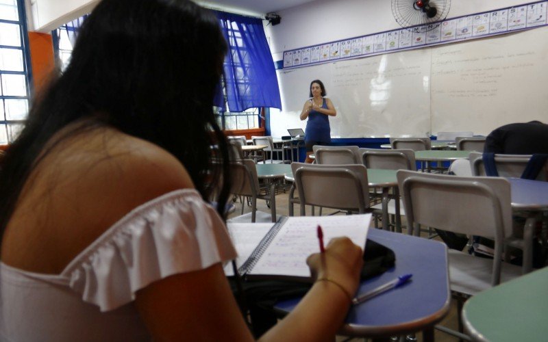 Aulas são oferecidas em treze escolas da rede municipal | abc+