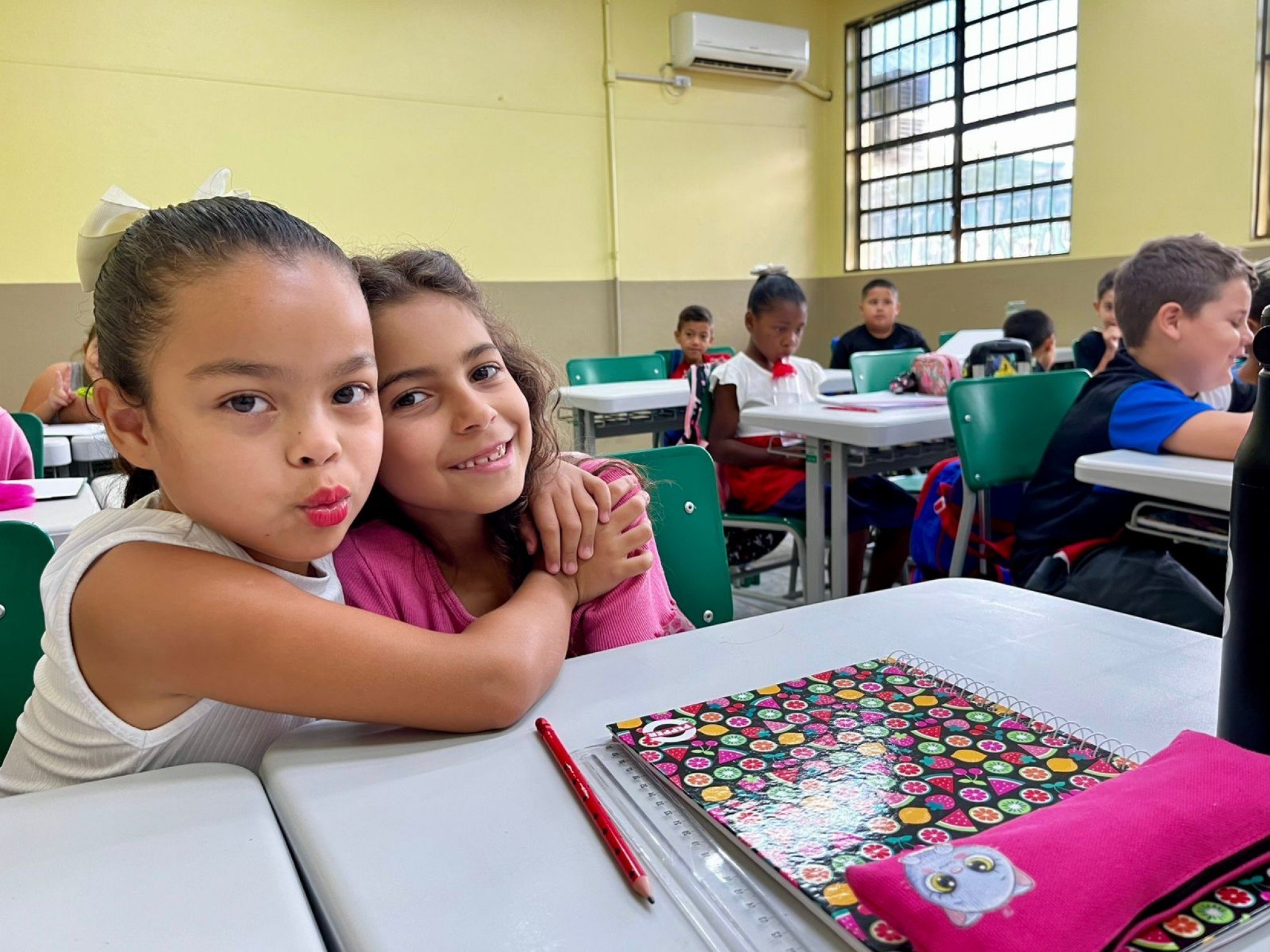 Estudantes voltam às aulas na rede estadual de ensino nesta quinta-feira