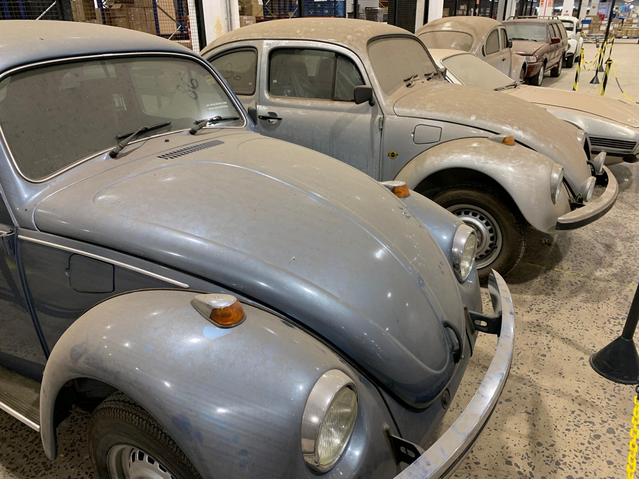 VÍDEO: Carros dos anos 80 e 90 ainda zero-quilômetro estarão expostos neste domingo