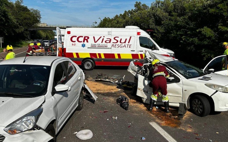 Acidente na BR-290 (free way) na manhã deste sábado (15) | abc+