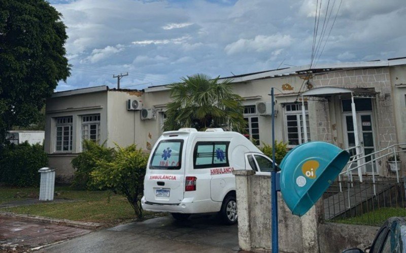 Hospital volta a ficar parcialmente destelhado em São Vicente do Sul