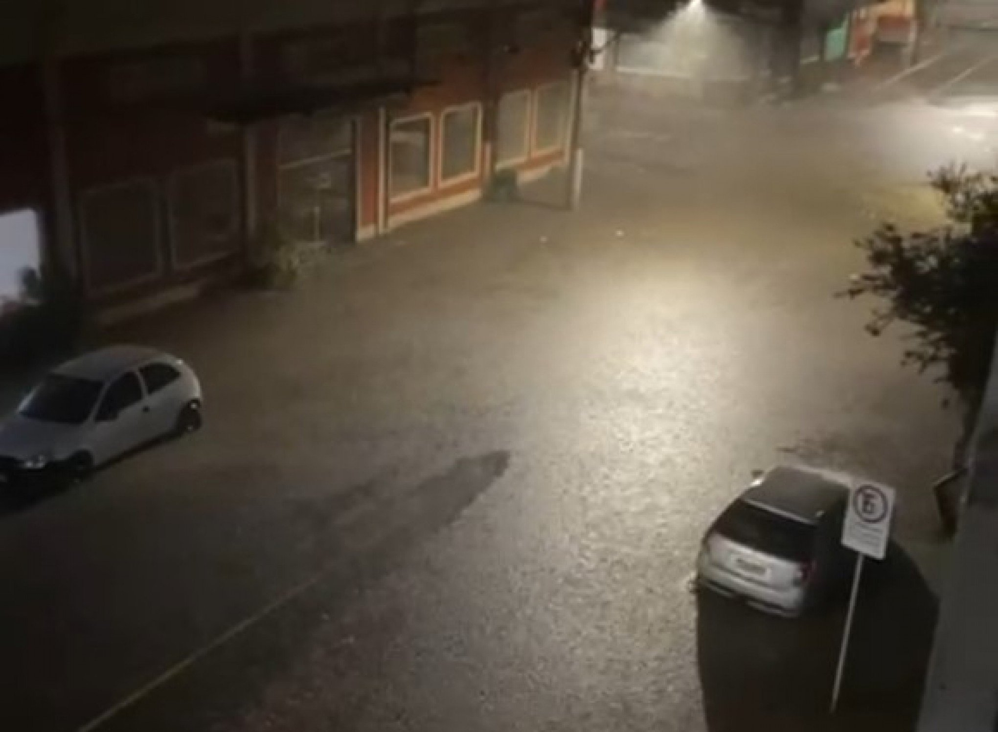 TEMPESTADE NO RS: Vento atinge mais de 108 km/h em cidade da região