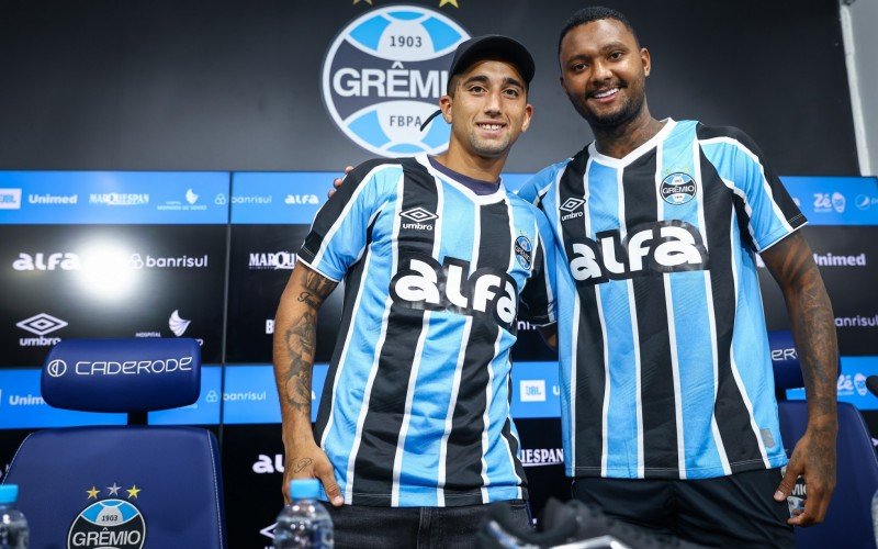 Atacante Cristian Olivera e lateral-esquerdo Luan Cândido foram apresentados nesta segunda-feira | abc+