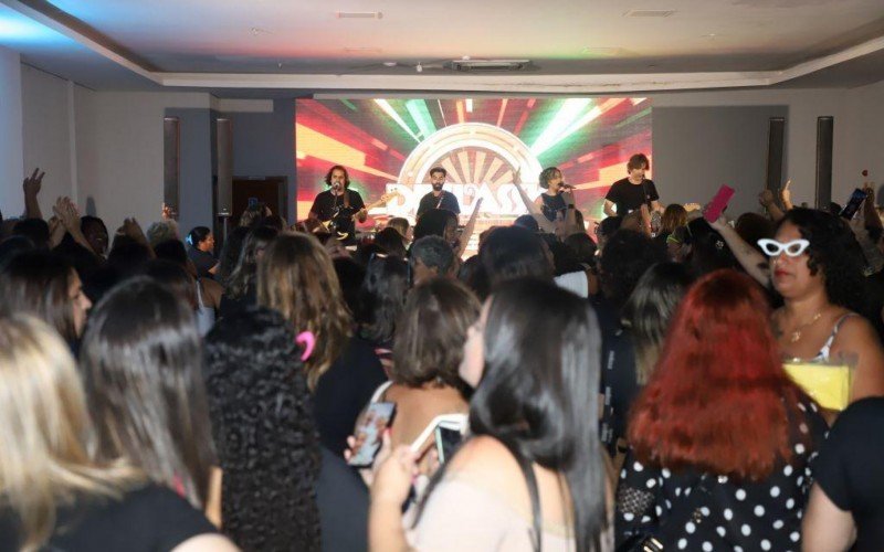 Abertura do ano letivo de Esteio conta com festa para servidores da educação