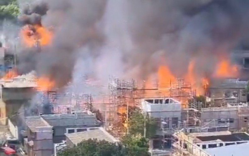 Incêndio atinge cidade cenográfica da nova novela da Globo  | abc+