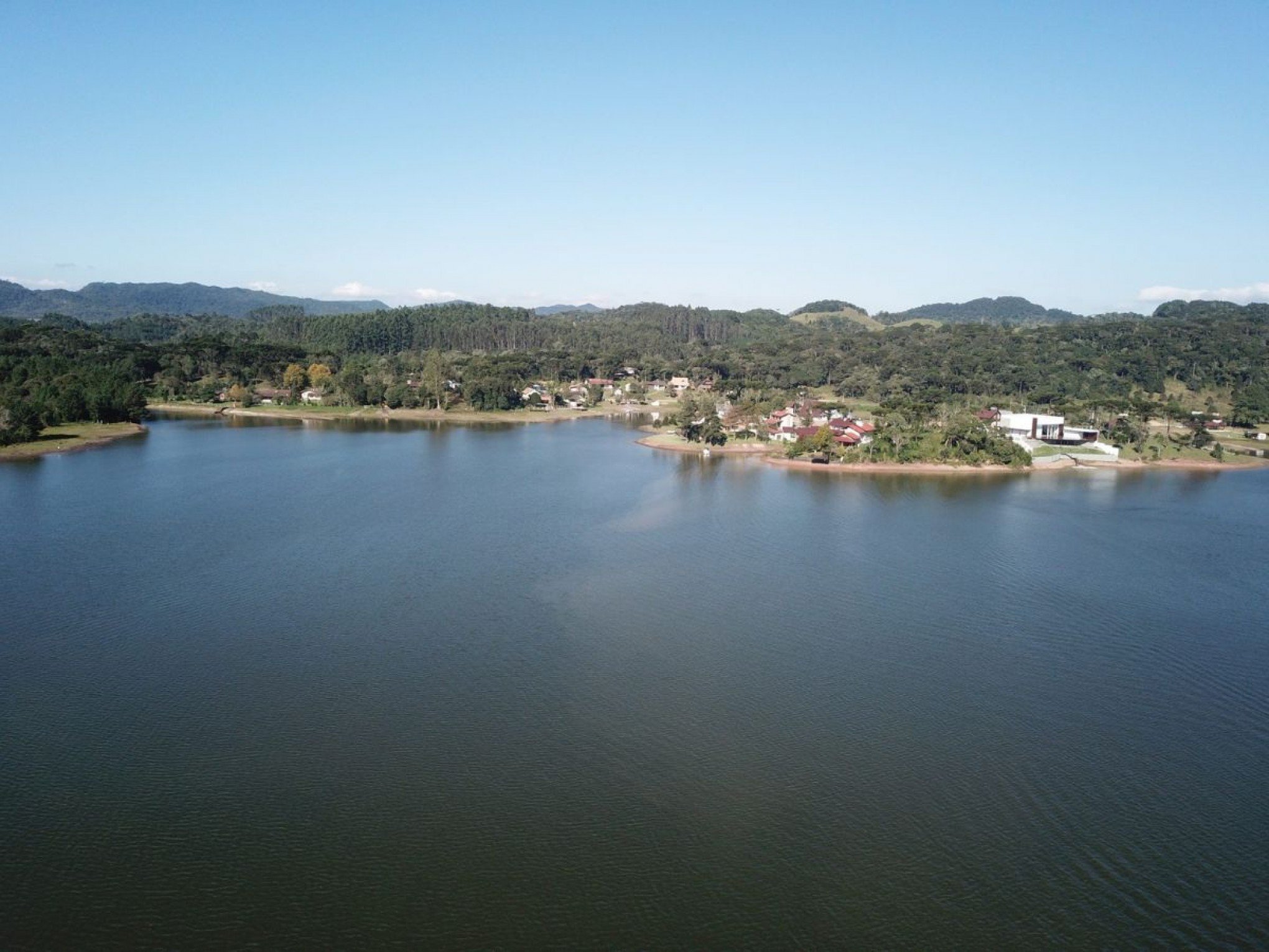 Homem cai de deck e morre em ponto turístico de Santa Catarina