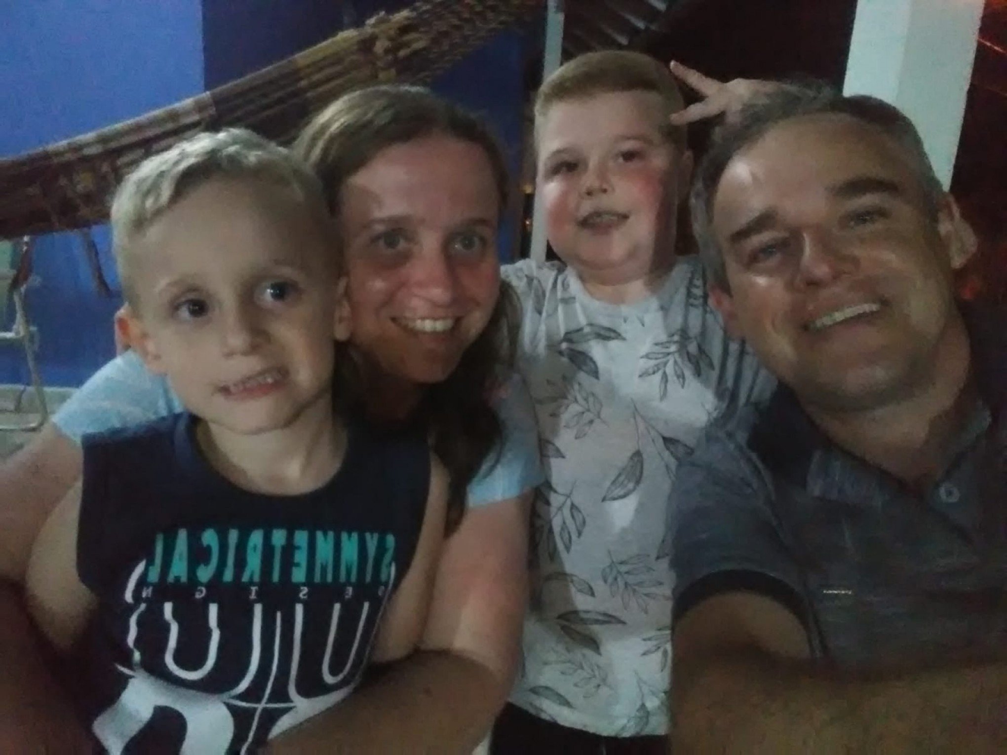 Família da região precisa de remédio milionário para tratar filhos com distrofia muscular de Duchenne; saiba como ajudar