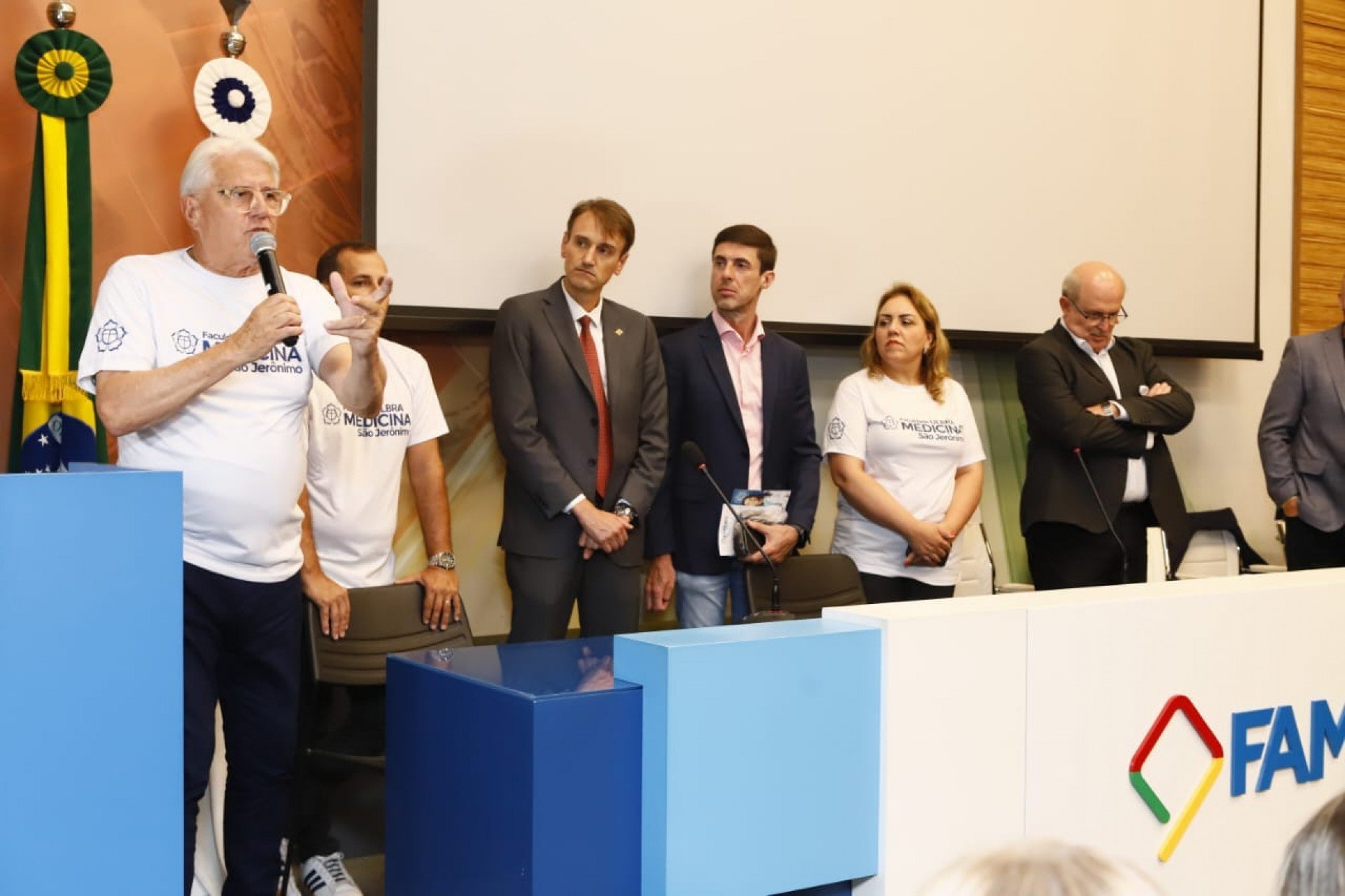 Prefeitos fazem ato em defesa do curso de Medicina da Ulbra em São Jerônimo