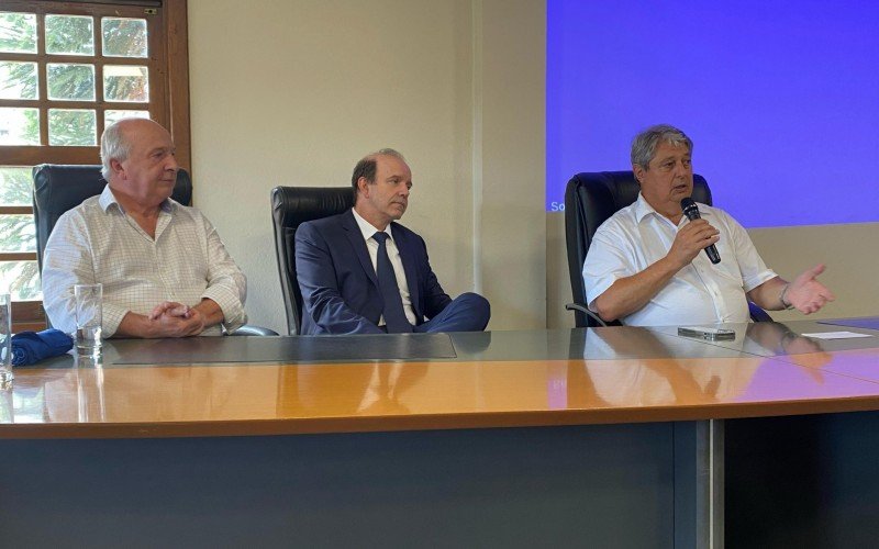 Prefeito explanou problemas, mas defende que investimentos são realizados