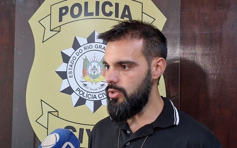 Delegado Gabriel Borges deu detalhes sobre operação que prendeu três pessoas em Novo Hamburgo na manhã desta quinta-feira | abc+