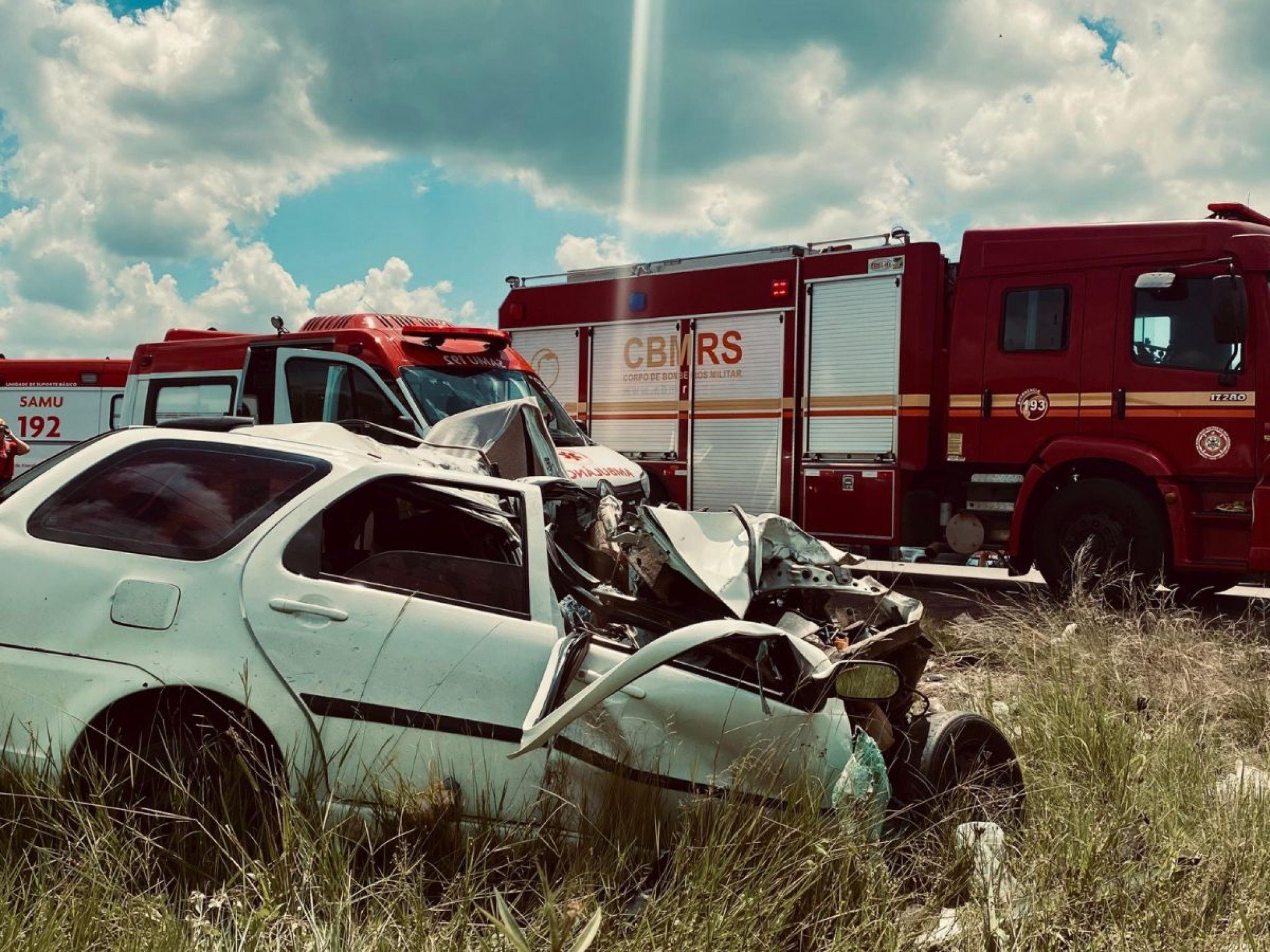 RS-239: Identificada vítima de acidente entre carro e caminhão na região