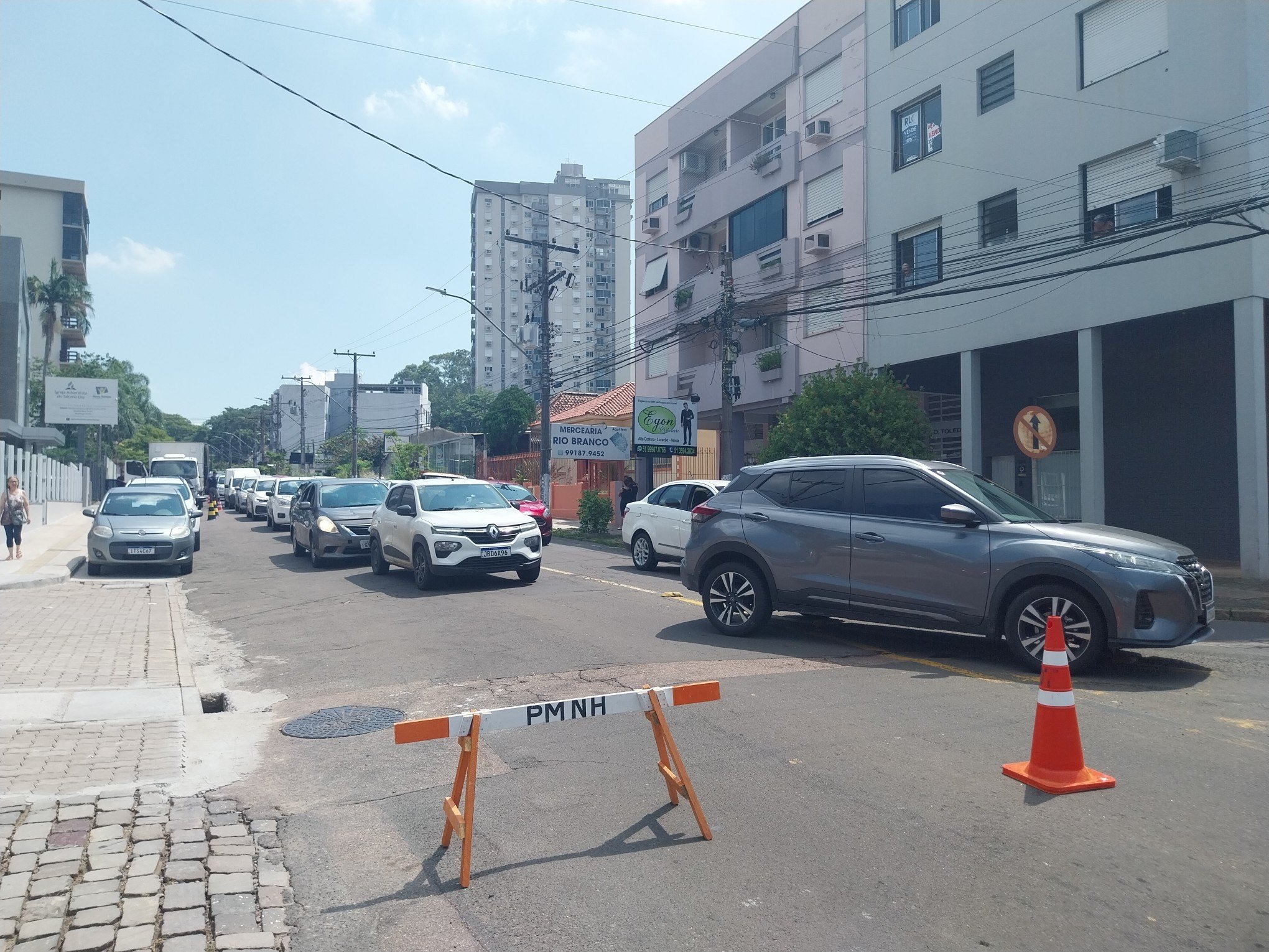 Bloqueio causa lentidão no trânsito em região de Novo Hamburgo
