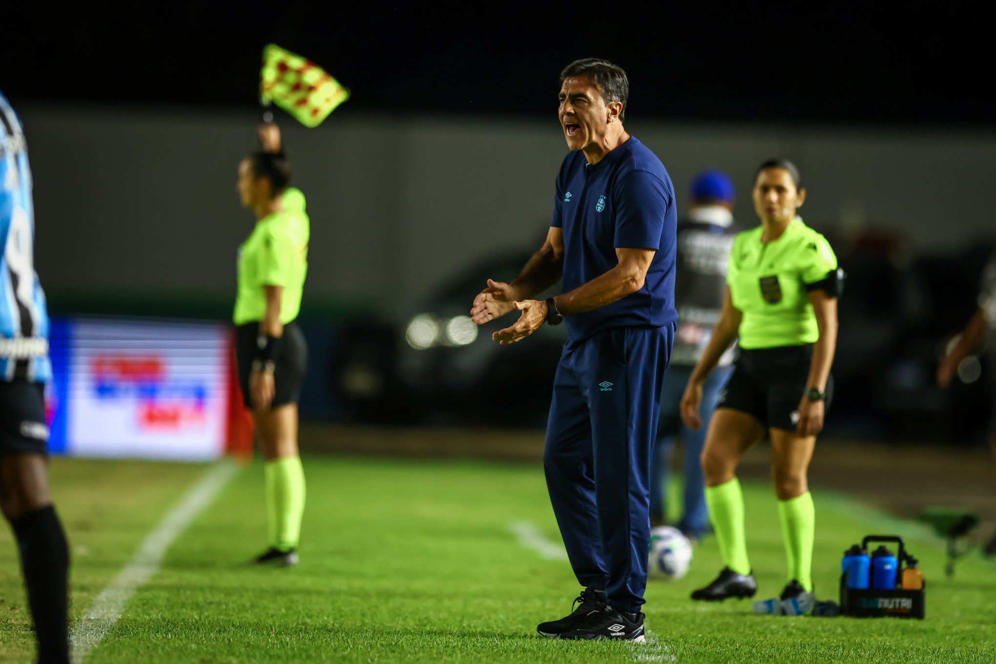 Gustavo Quinteros avalia classificação na Copa do Brasil: "Passamos merecidamente"