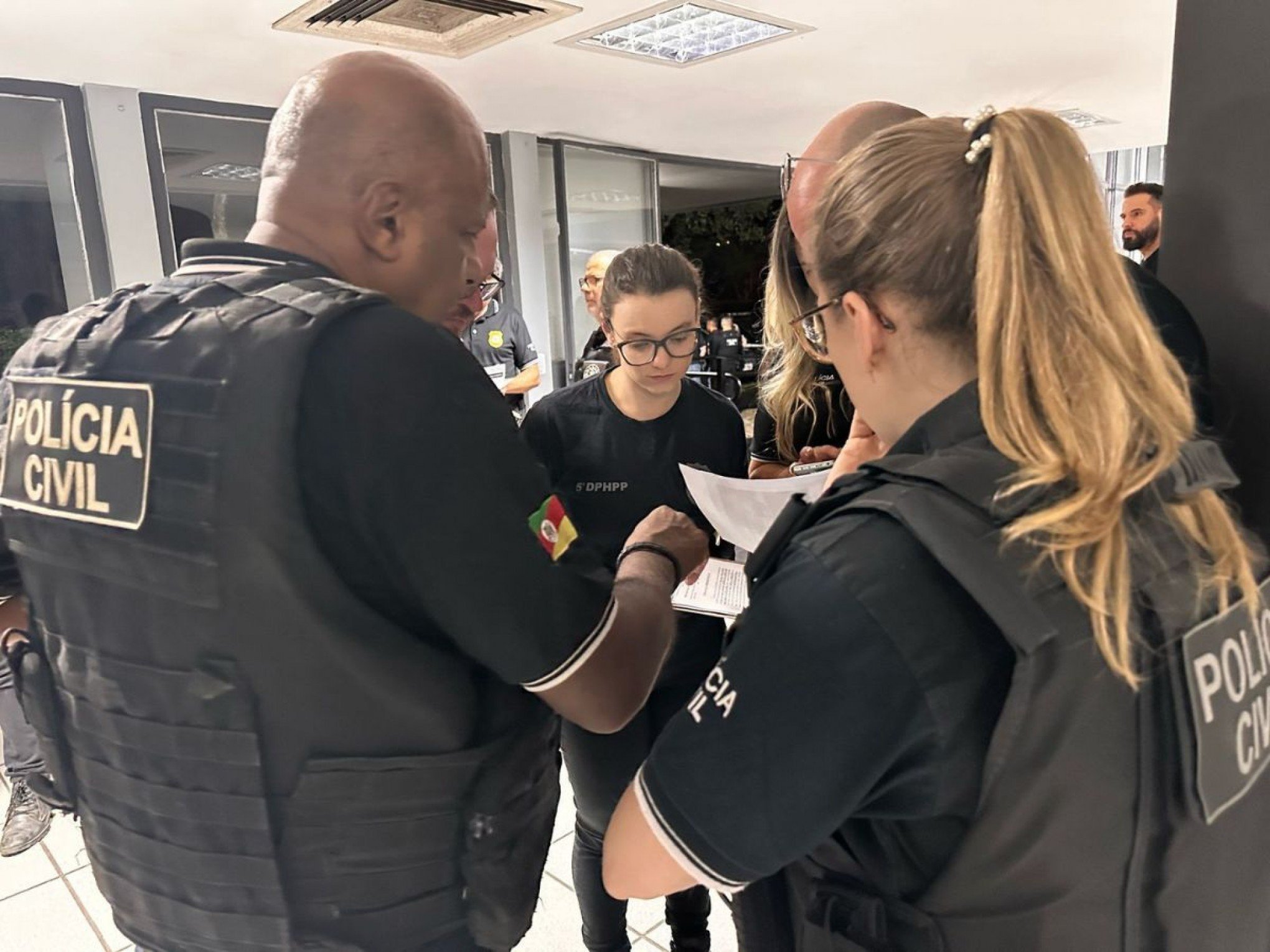 Grupo criminoso envolvido em homicídios no Vale do Sinos é alvo de operação policial