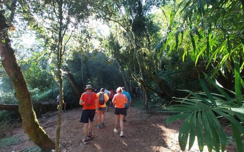 Início do percurso da Caminhada de Verão. | abc+