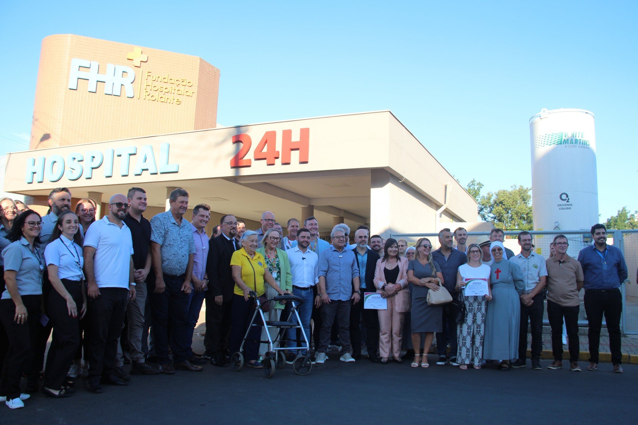 Município da região inaugura serviço de tomografia e hospital reformado após enchente